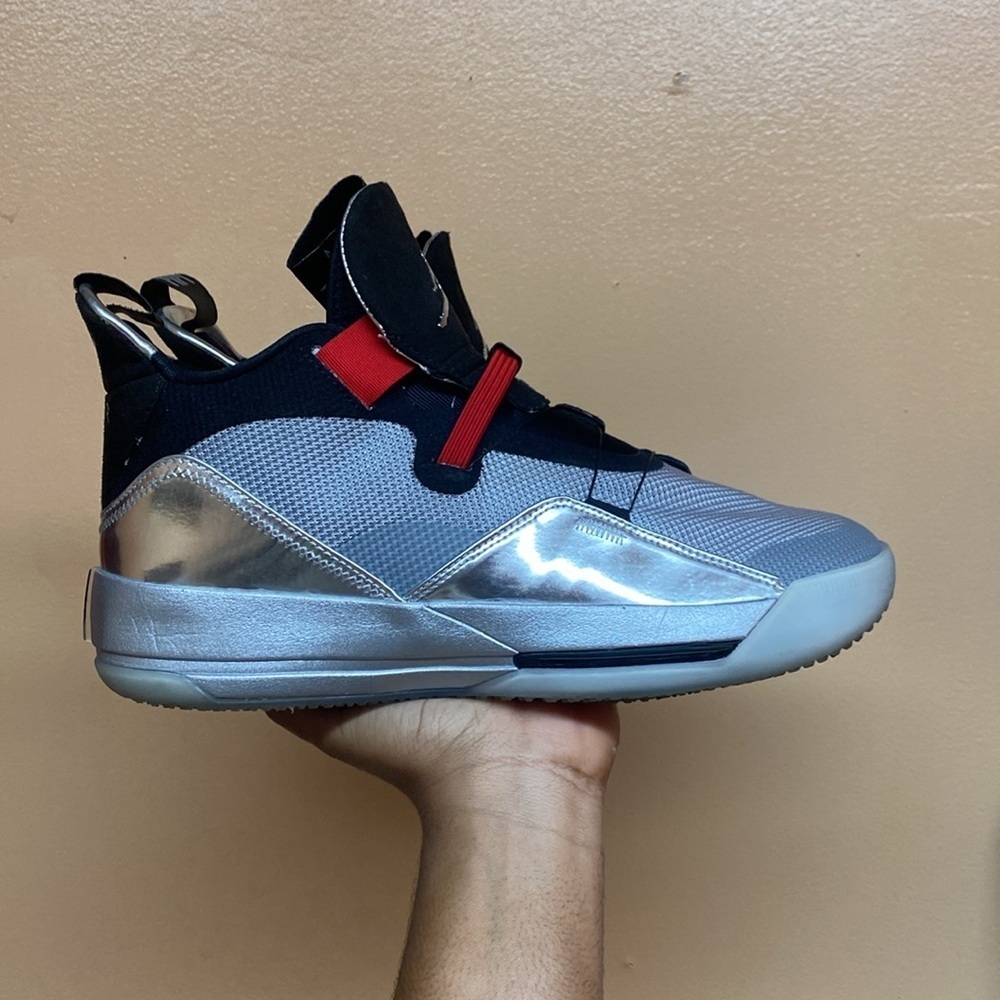 Nike Air Jordan XXXIII 33 All-Star Metallic Silver Black Charlotte AQ8830-005